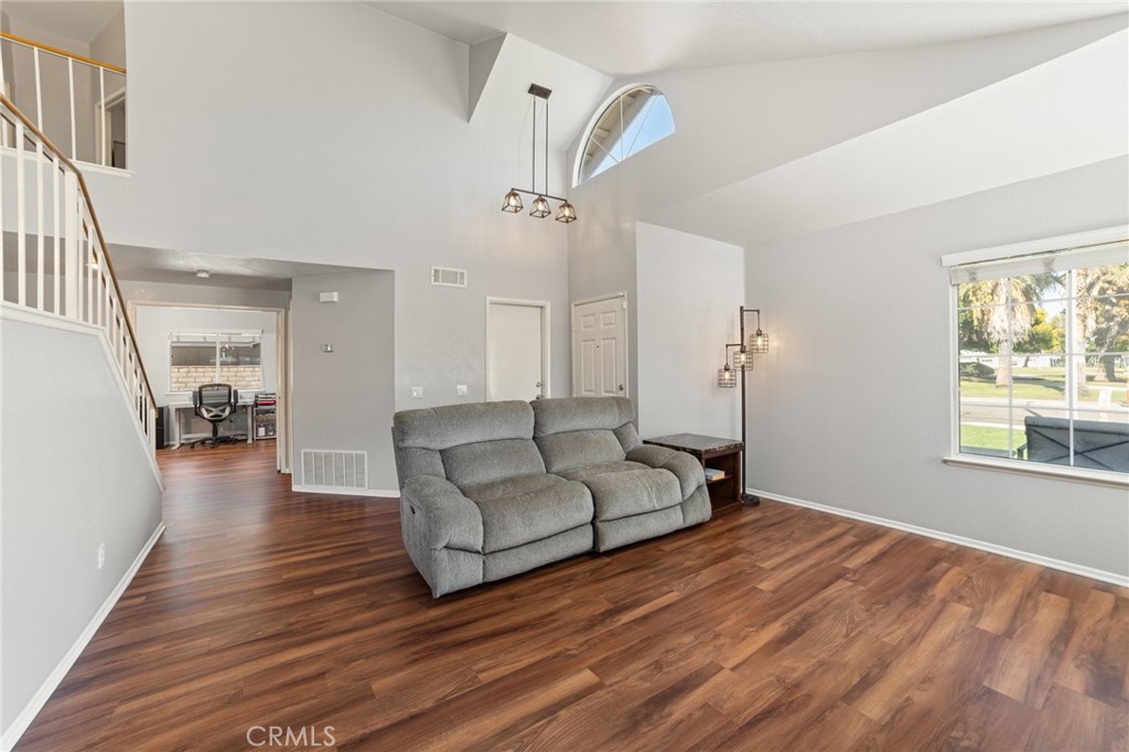 4203 Torrey Pines Drive