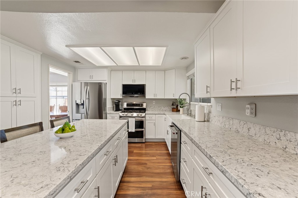 4203 Torrey Pines Drive