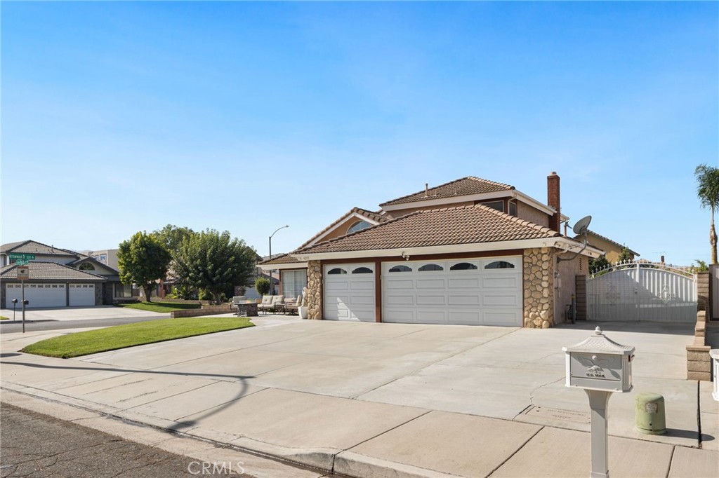 4203 Torrey Pines Drive