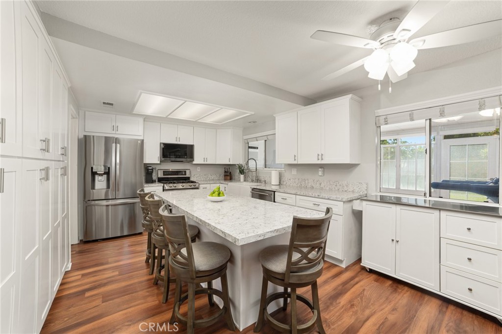 4203 Torrey Pines Drive