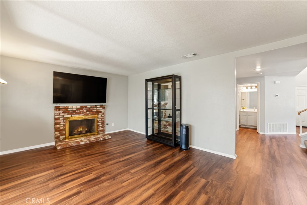 4203 Torrey Pines Drive