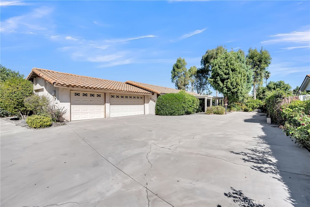 6176 Oswego Drive