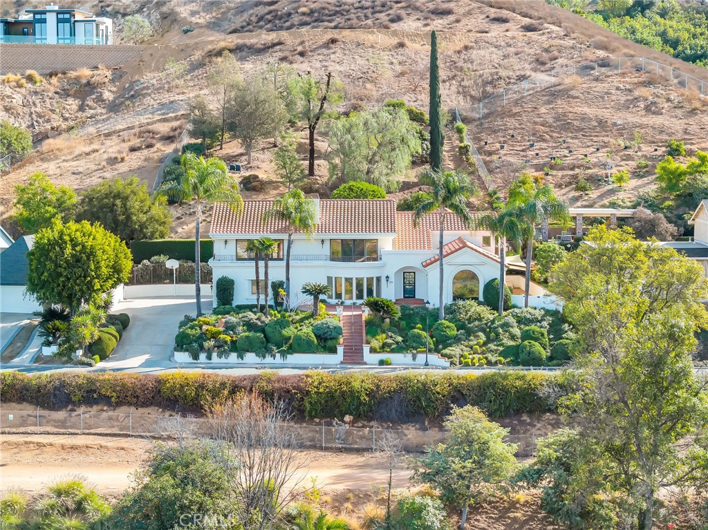 2572 Sunset Drive