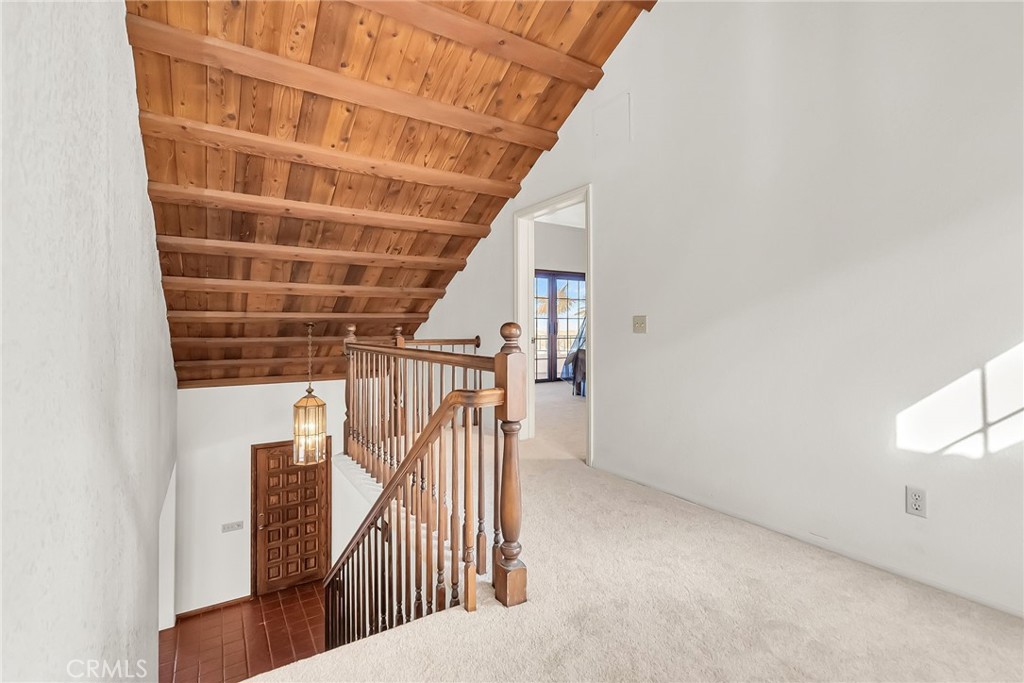 2572 Sunset Drive