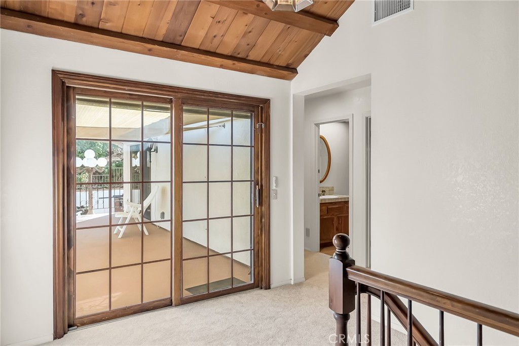 2572 Sunset Drive