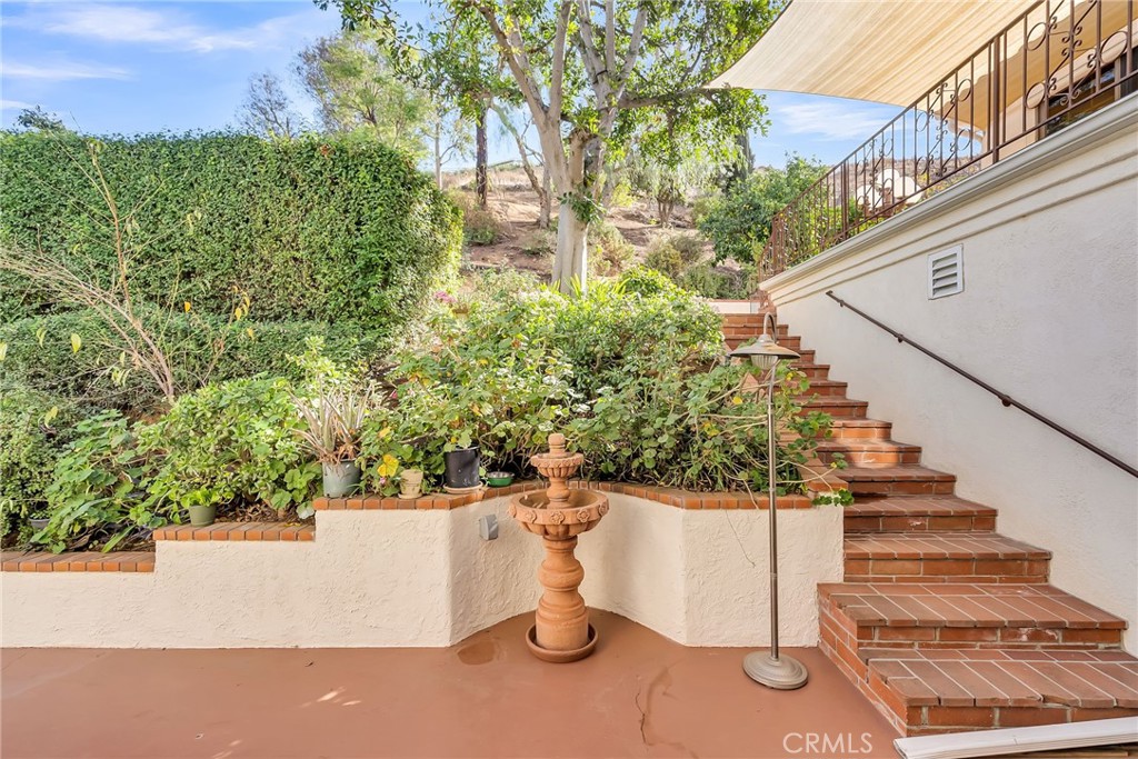 2572 Sunset Drive