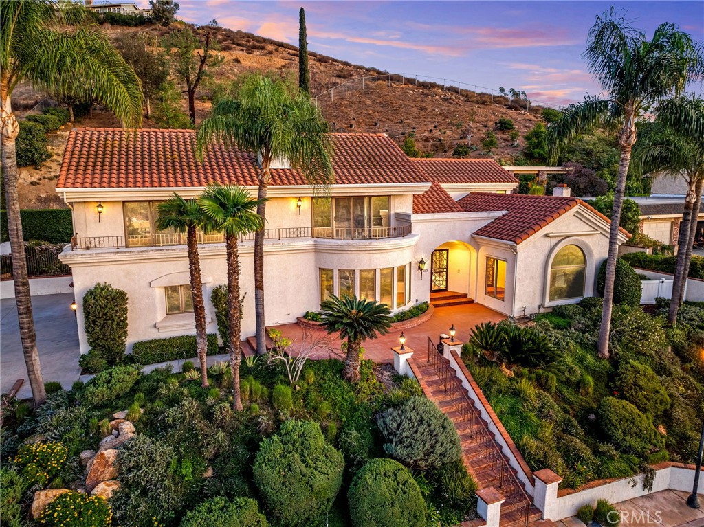 2572 Sunset Drive