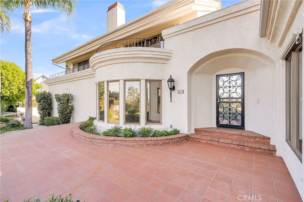 2572 Sunset Drive