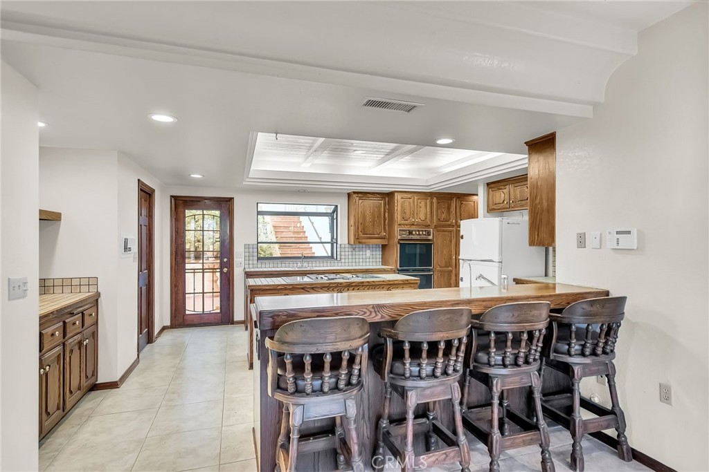 2572 Sunset Drive