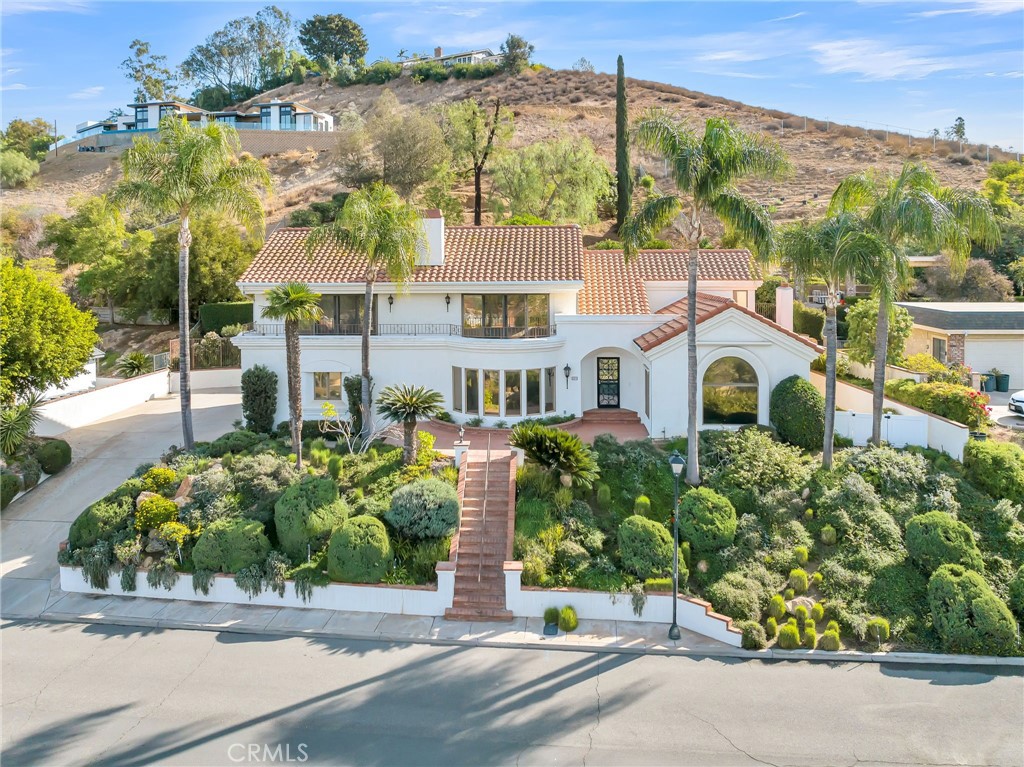 2572 Sunset Drive