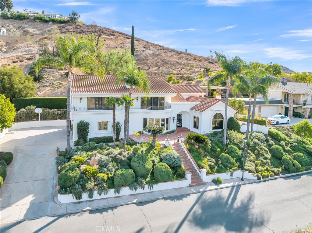2572 Sunset Drive