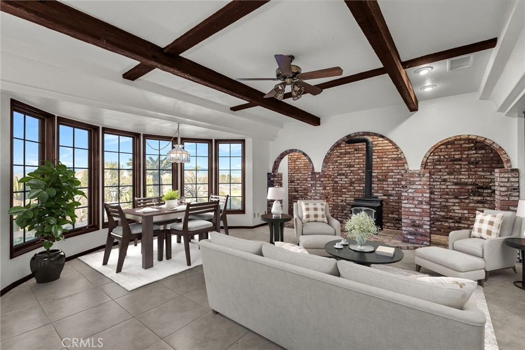 2572 Sunset Drive