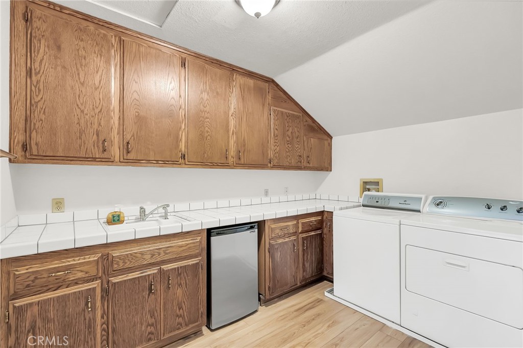 2572 Sunset Drive
