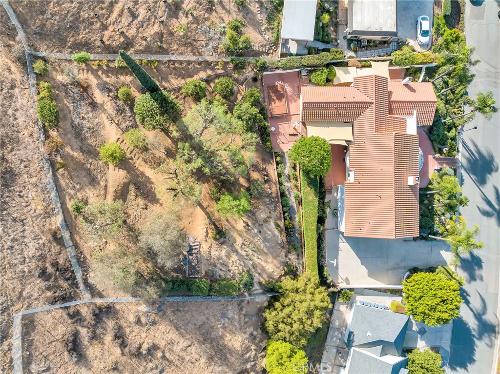2572 Sunset Drive