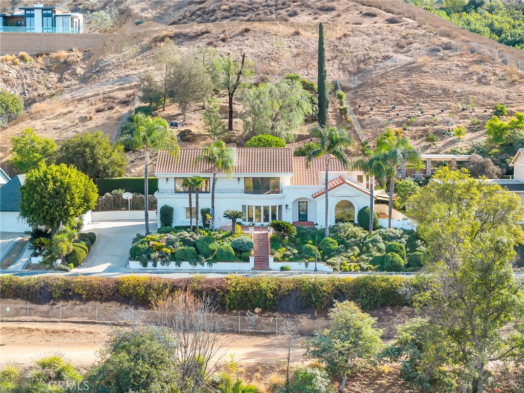 2572 Sunset Drive