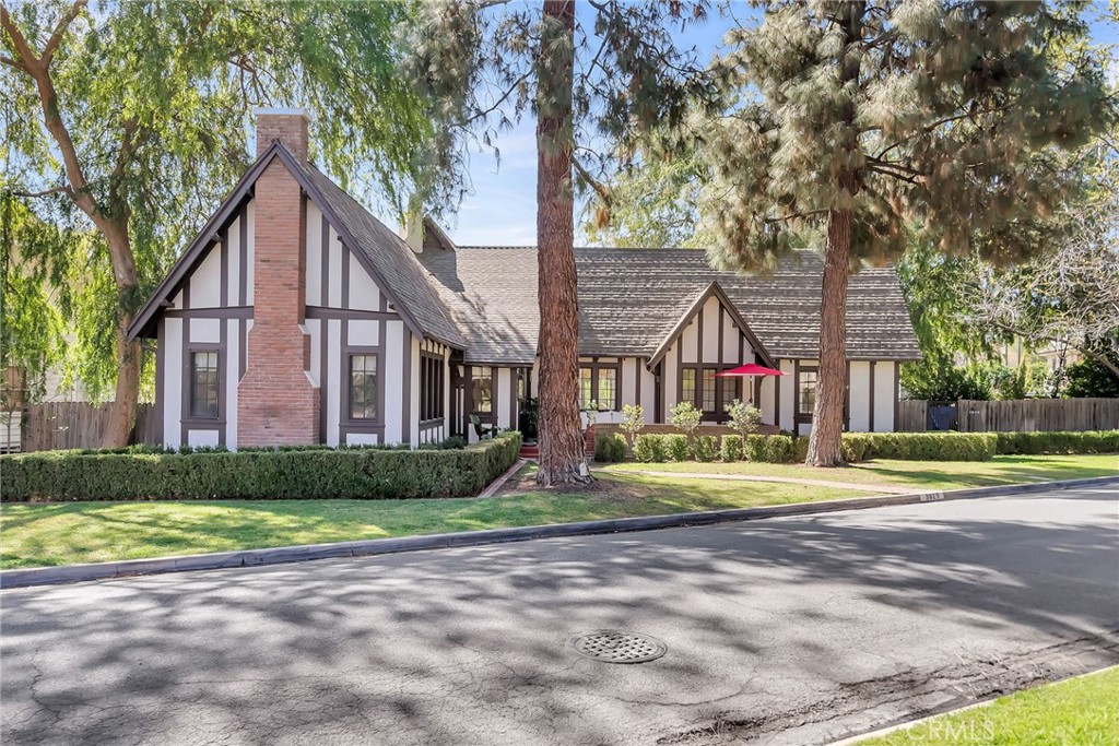 3620 Mount Rubidoux Drive