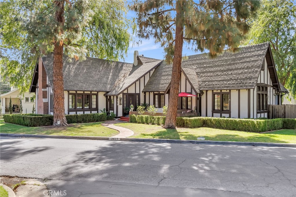 3620 Mount Rubidoux Drive