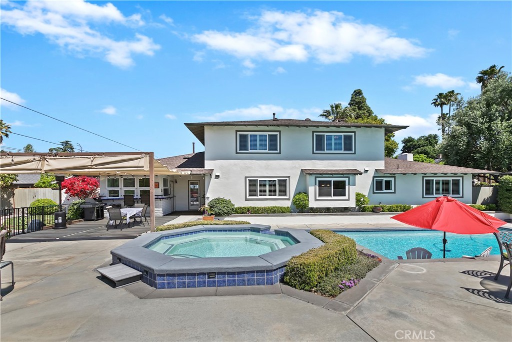 6105 Enfield Place