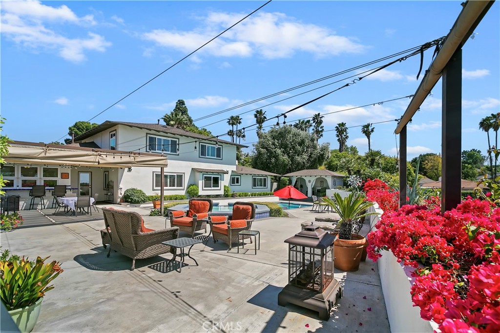 6105 Enfield Place
