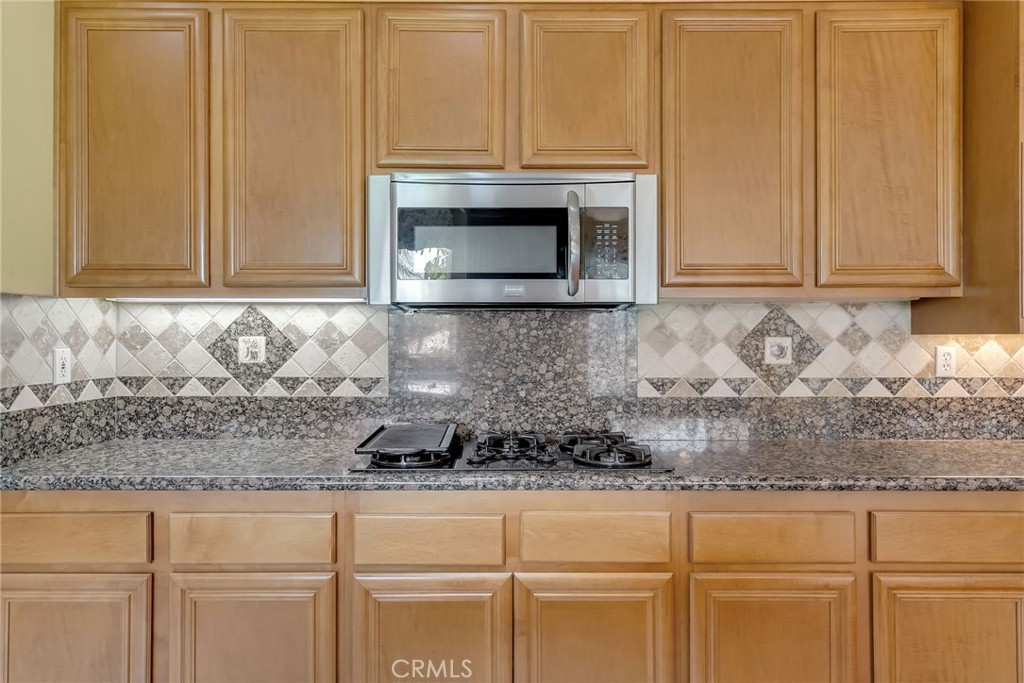 7525 Misty View Place