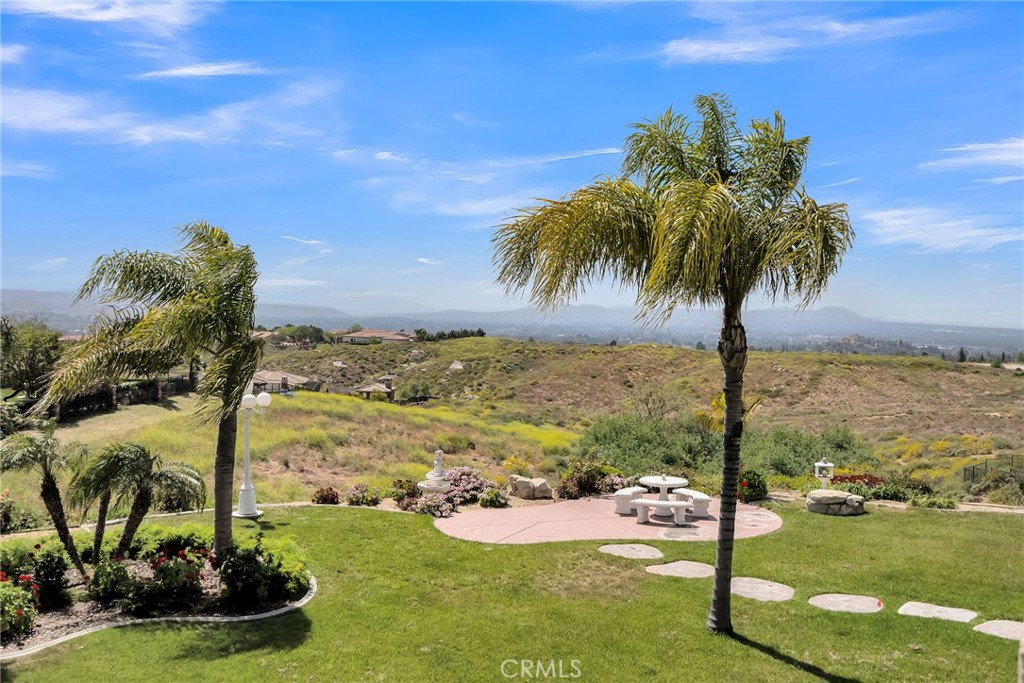 7525 Misty View Place