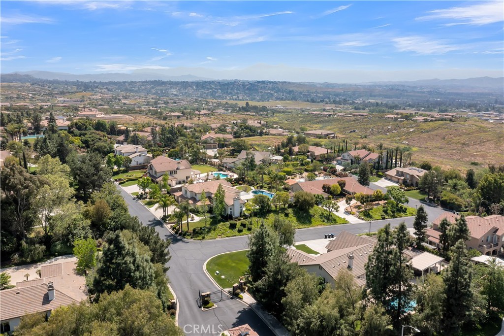 7525 Misty View Place