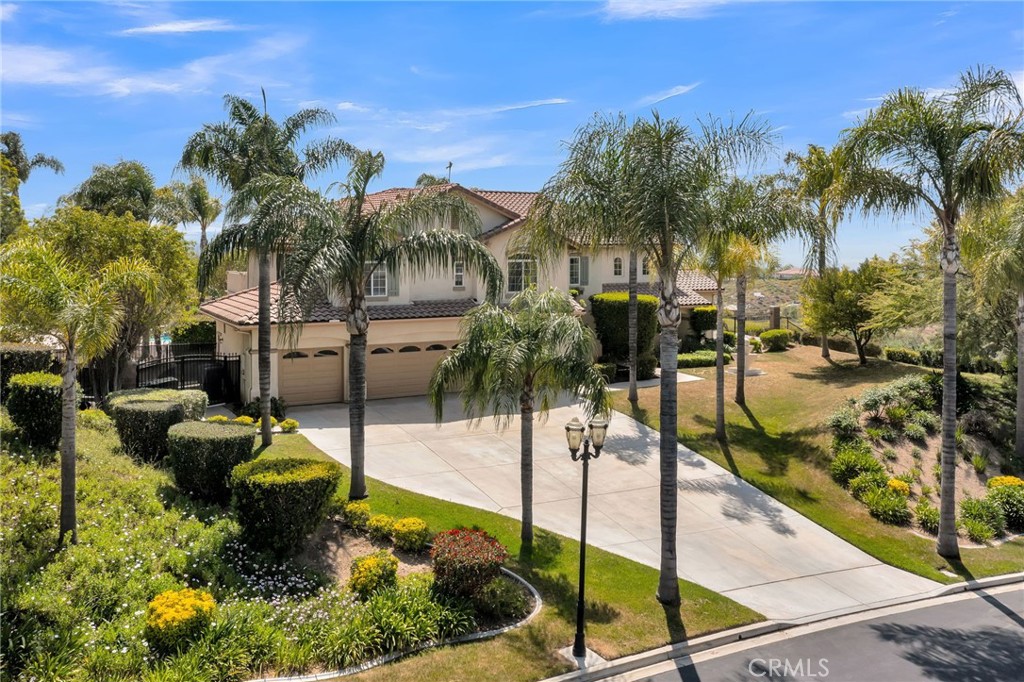 7525 Misty View Place