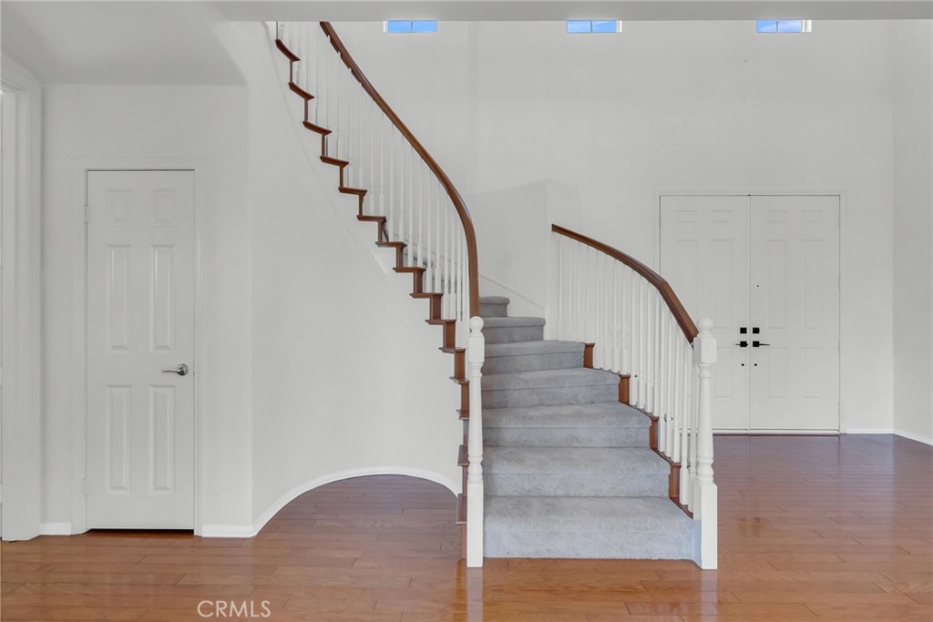 7525 Misty View Place