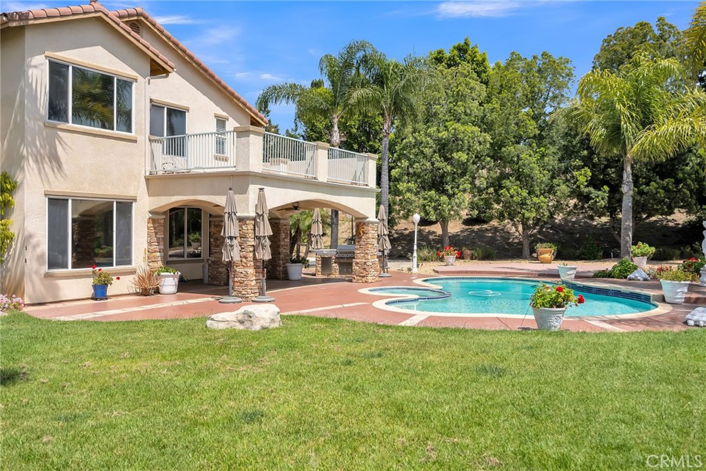 7525 Misty View Place