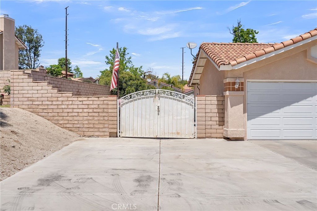 6857 Mission Grove N