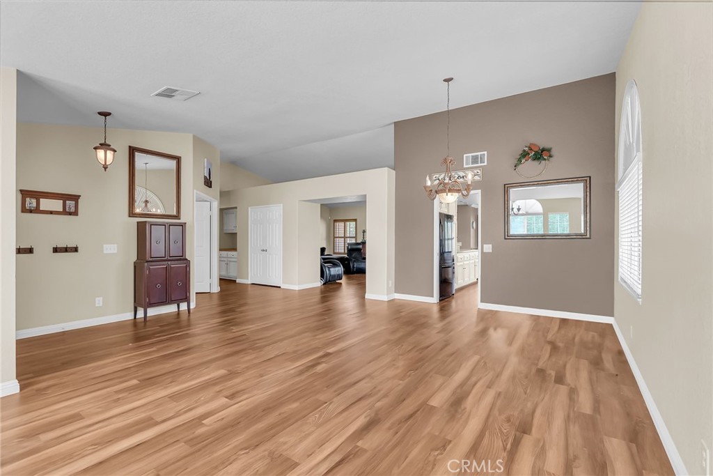 6857 Mission Grove N