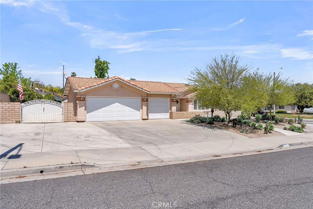 6857 Mission Grove N