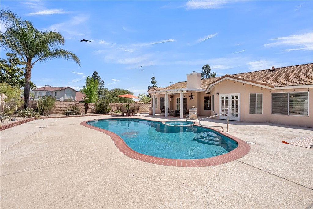 6857 Mission Grove N