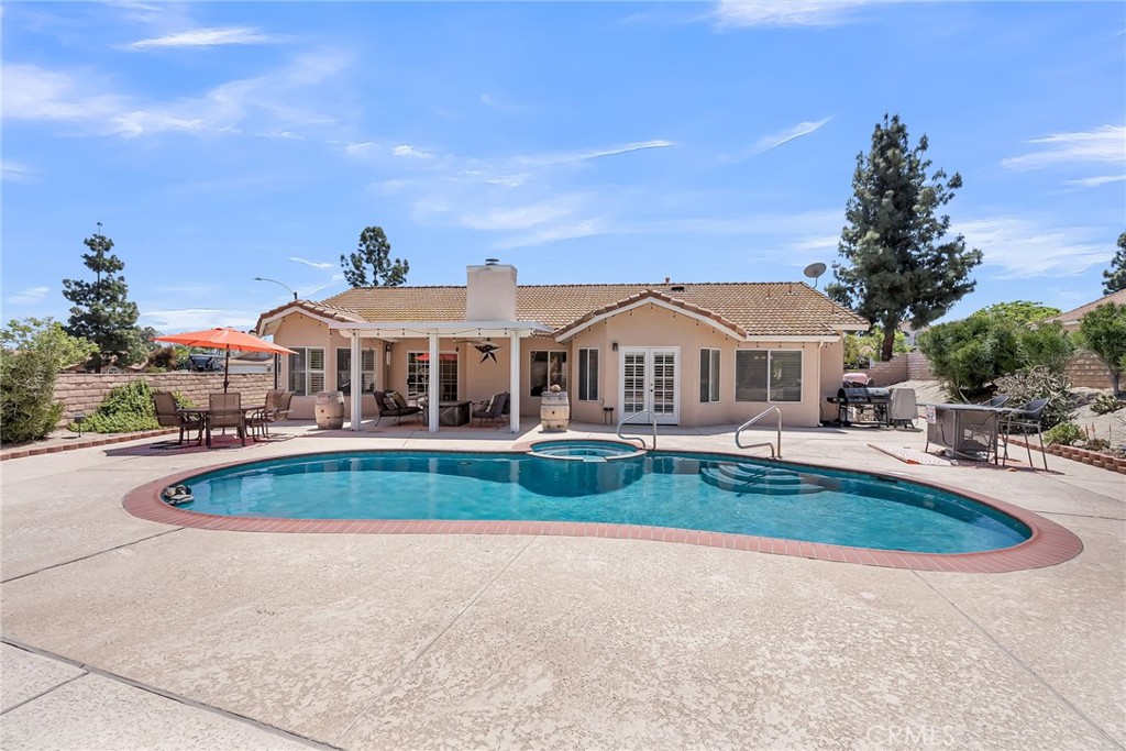 6857 Mission Grove N