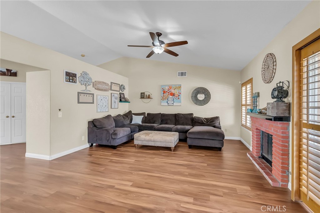 6857 Mission Grove N