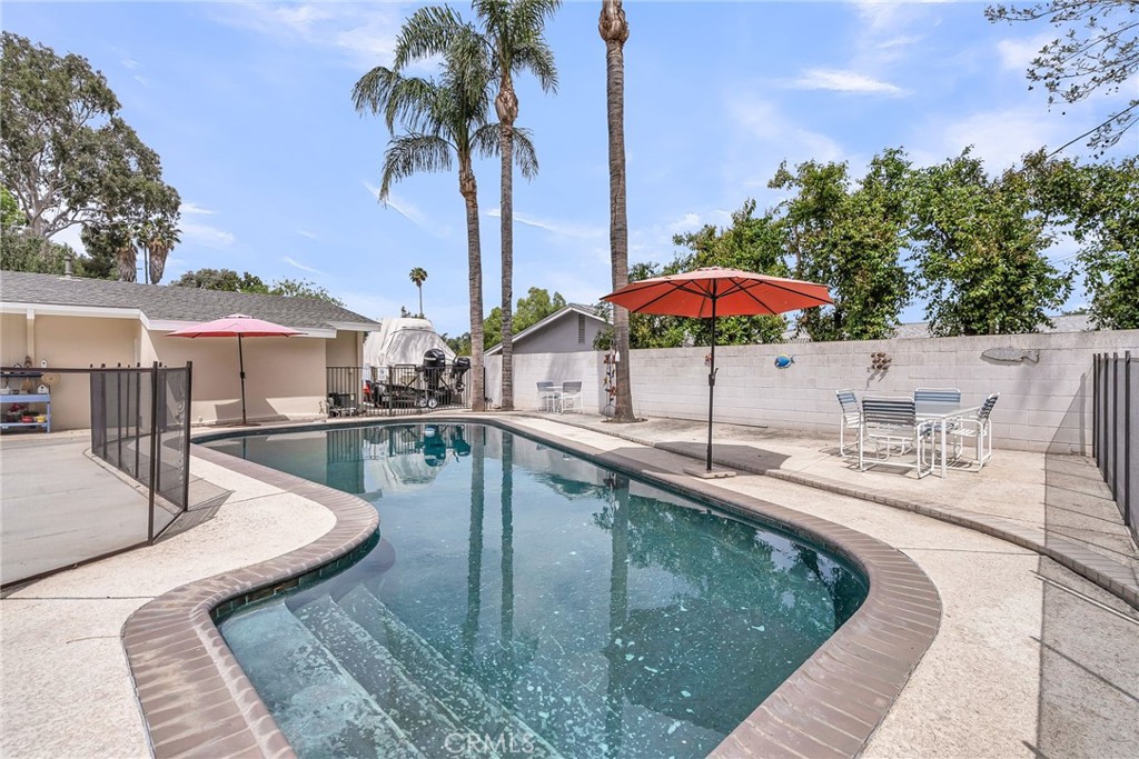 2201 Archdale Street