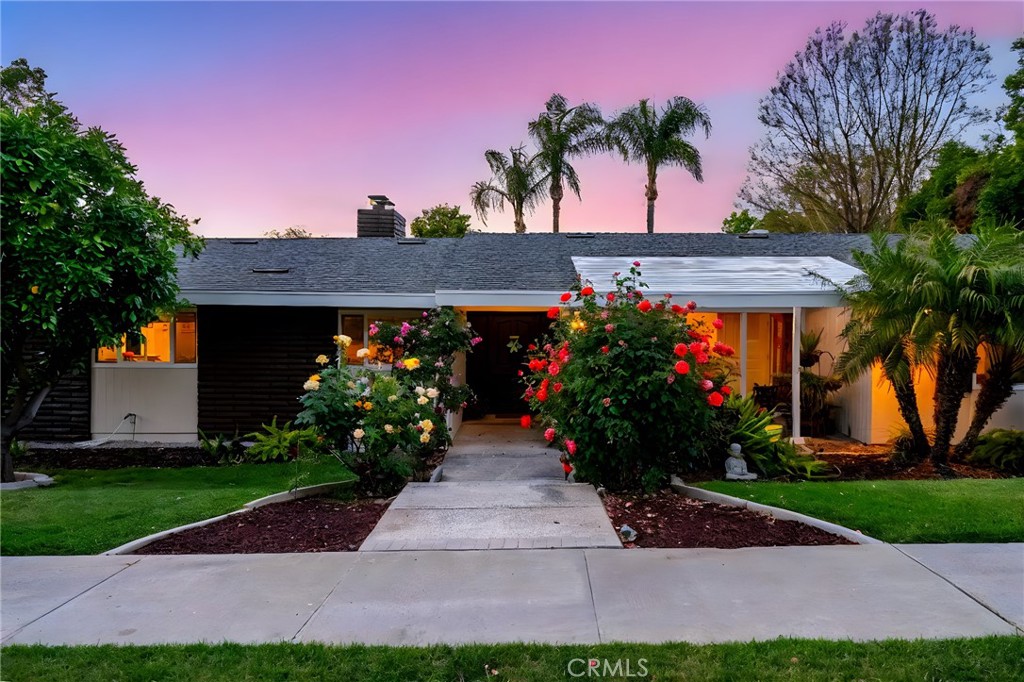 2201 Archdale Street