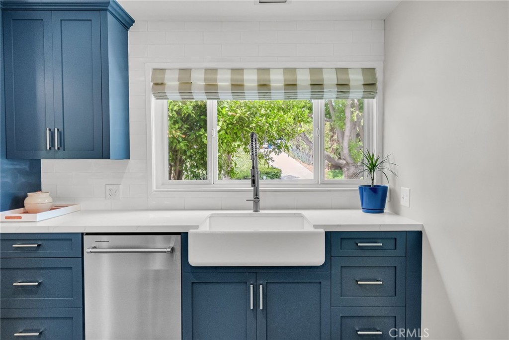 2201 Archdale Street