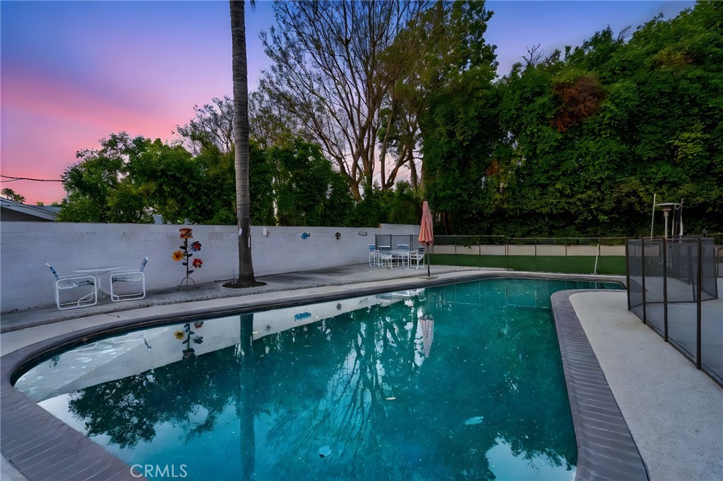 2201 Archdale Street