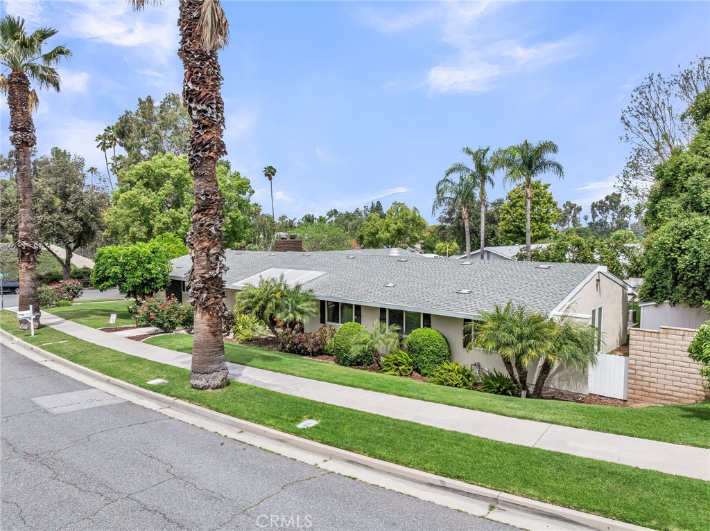 2201 Archdale Street