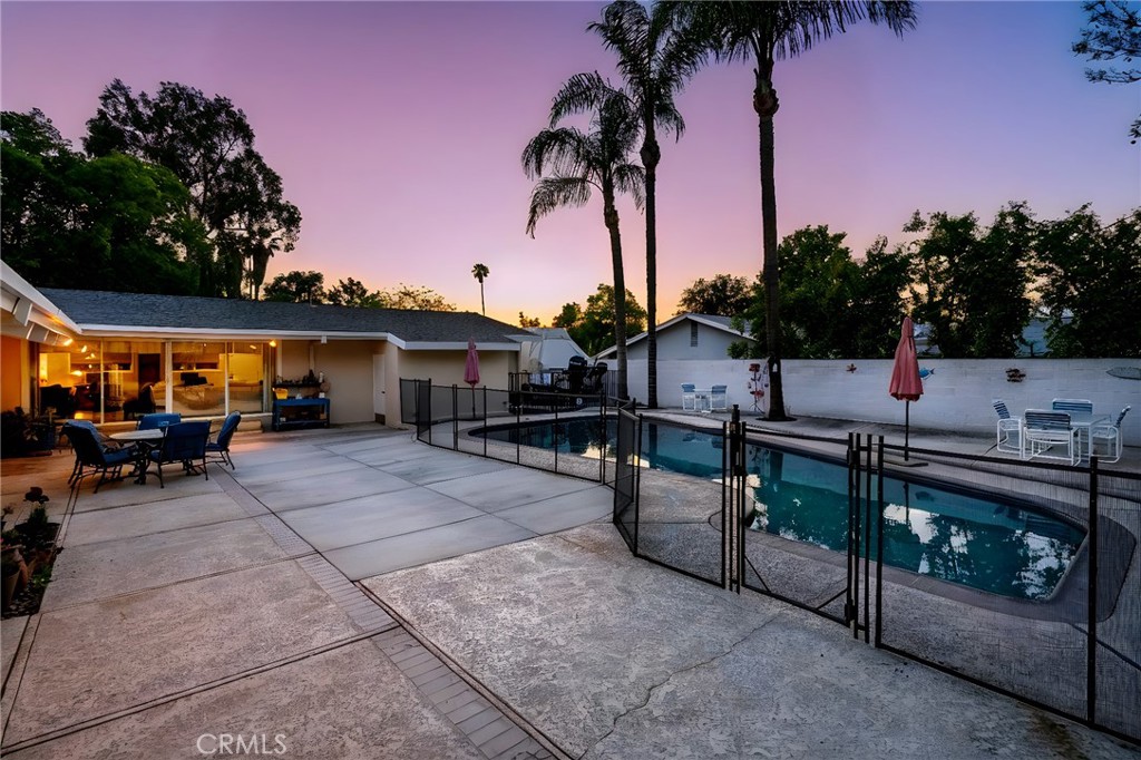 2201 Archdale Street