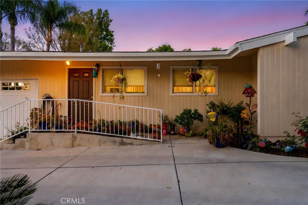 2201 Archdale Street