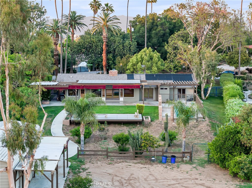 2886 Mcallister Street