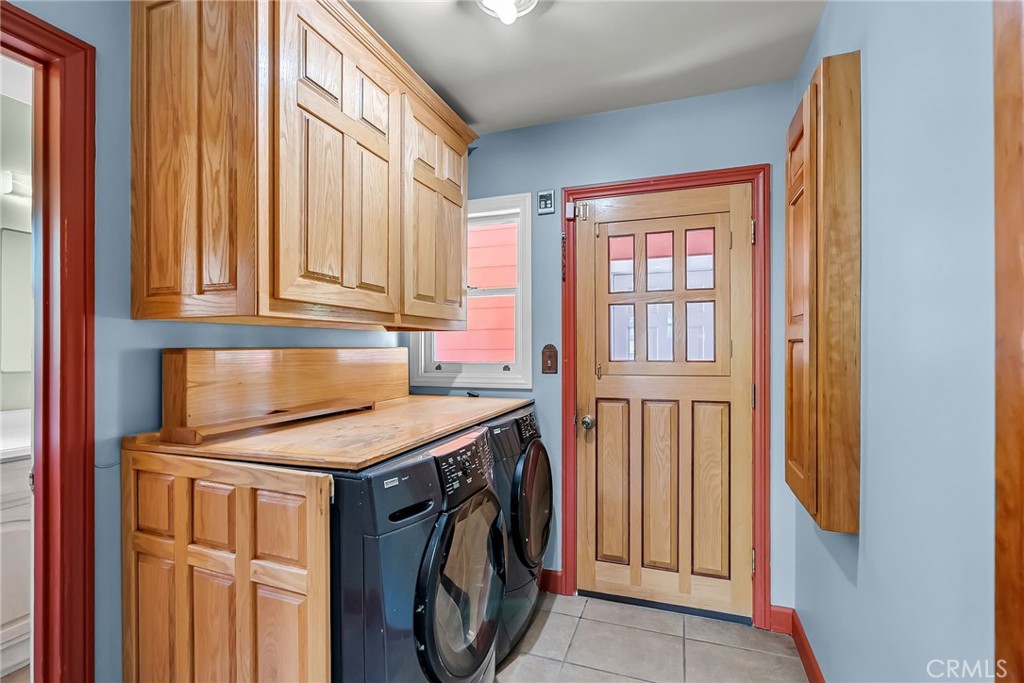 2886 Mcallister Street