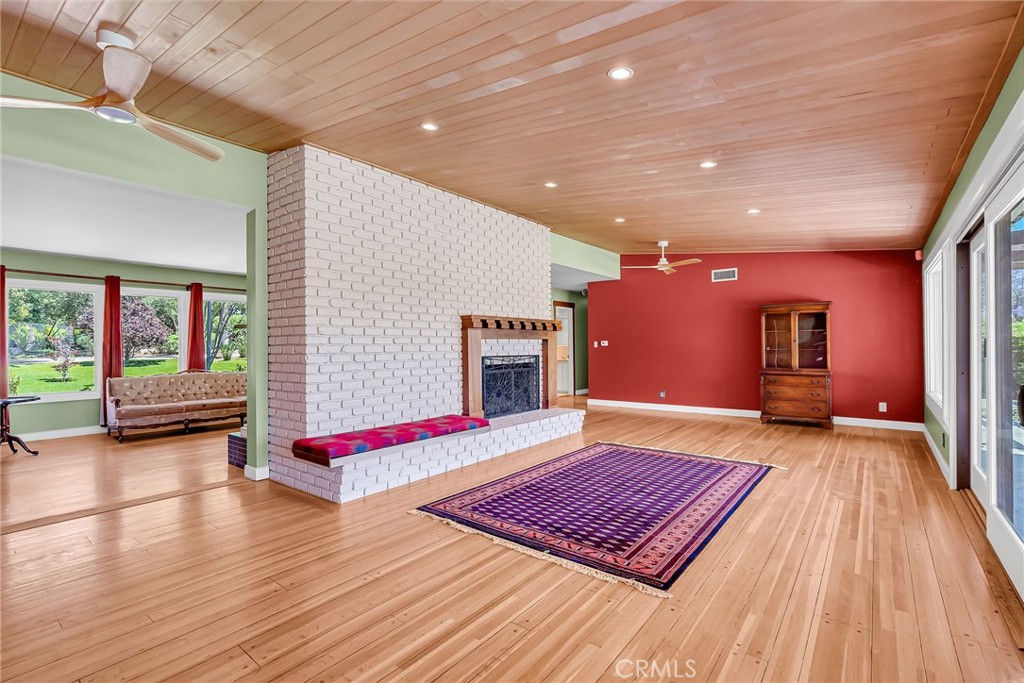 2886 Mcallister Street