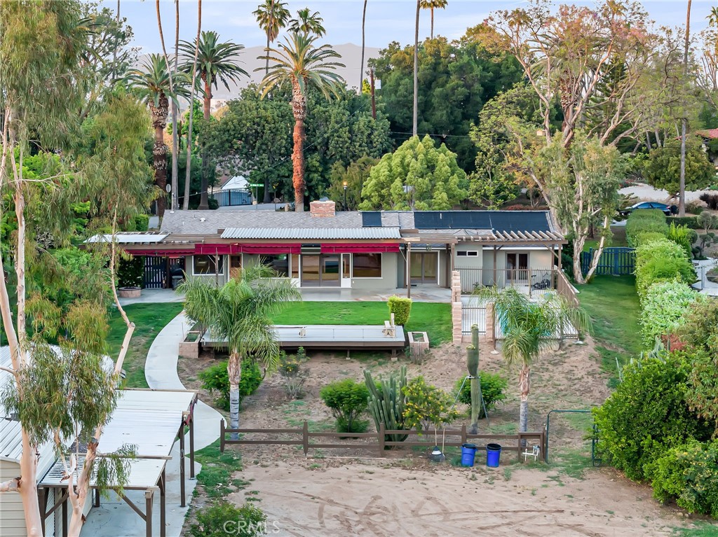 2886 Mcallister Street