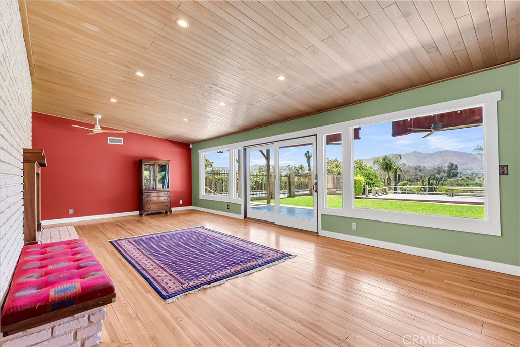 2886 Mcallister Street