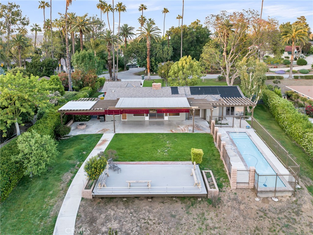 2886 Mcallister Street