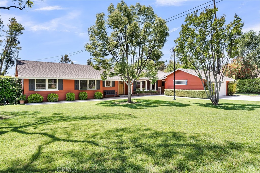 2886 Mcallister Street