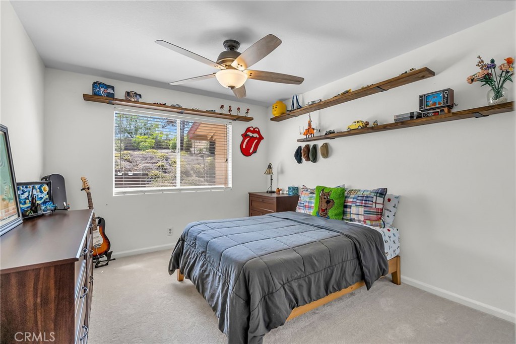 1239 Highridge Street